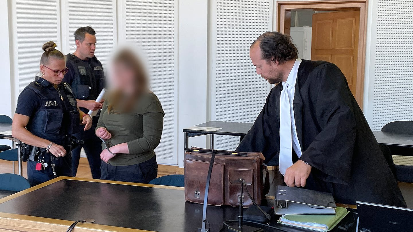 25-jährige Angeklagte im Totschlag-Prozess in Frankenthal (Quelle: SWR)