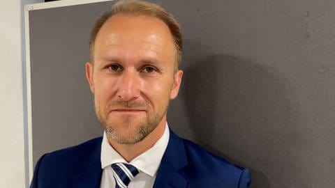 Oberbürgermeisterwahl Sinsheim, Kandidat Marco Siesing