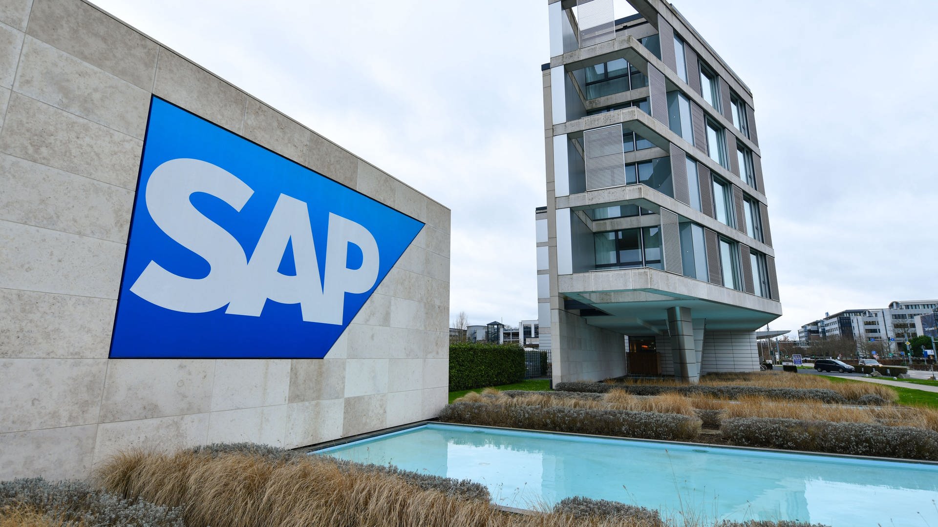 SAP will weltweit bis zu 10.000 Stellen streichen