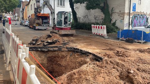Reparaturen nach Wasserrohrbruch in Heidelberg