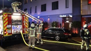 Feuerwehr vor Heidelberger Hotel