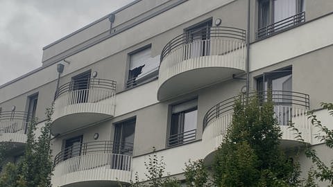 Defekter Rolladen an Wohnung in Thomascaree-Heim in Mannheim