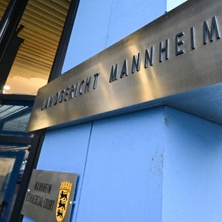 Schriftzug Landgericht Mannheim