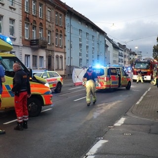 B3 Heidelberg, medizinische Einsatzfahrzeuge an Unfallstelle