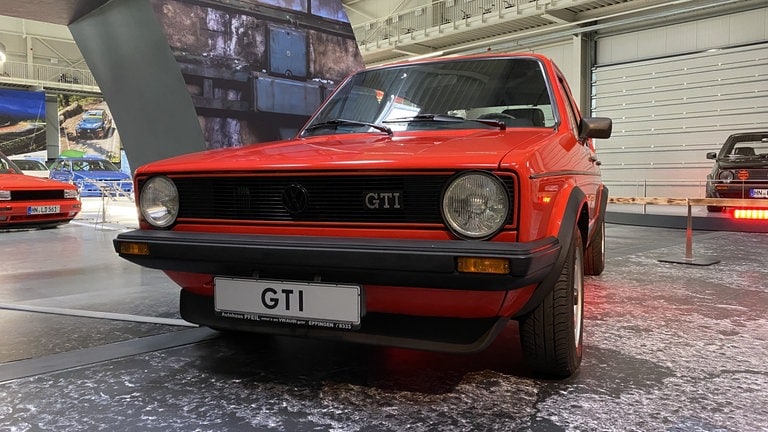 Roter VW Golf GTI