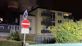 Am Samstagabend hat es in einem Mehrfamilienhaus in Eppelheim gebrannt