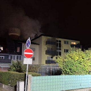 Am Samstagabend hat es in einem Mehrfamilienhaus in Eppelheim gebrannt