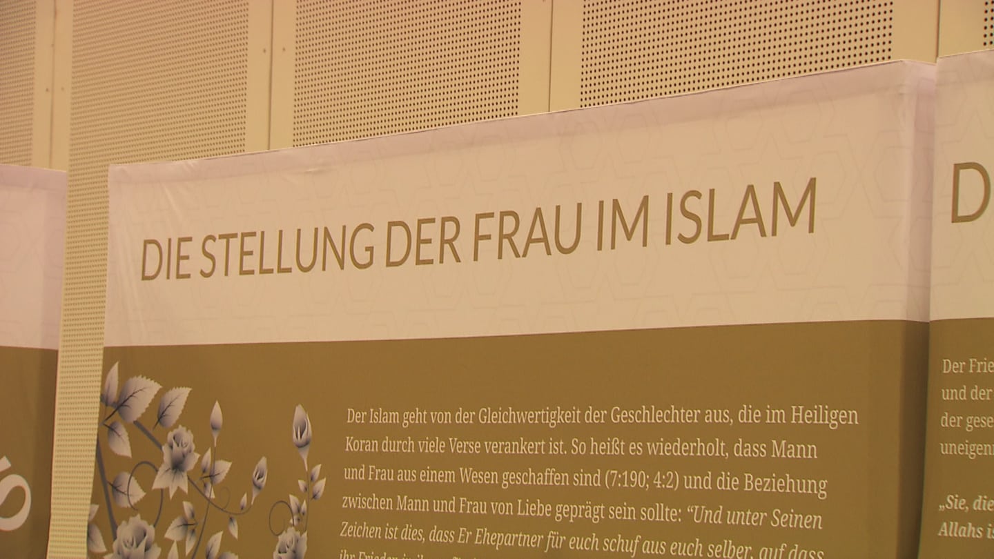 47 Jalsa Salana Der Ahmadiyya Muslime Startet In Stuttgart Swr Aktuell 