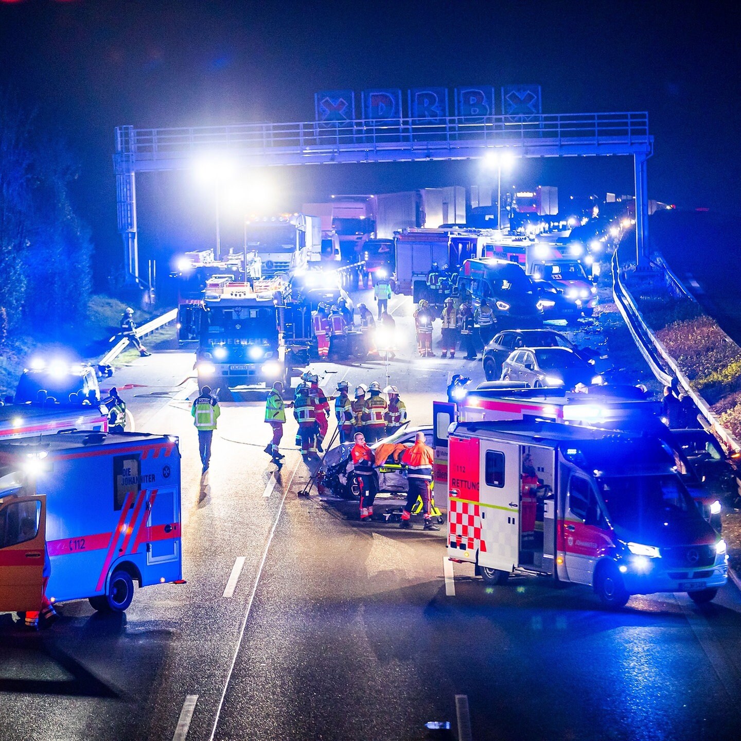 BW: Sieben Verletzte Bei Unfall Auf Der A81 Bei Mundelsheim - SWR Aktuell