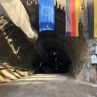 Die Deutsche Bahn hat für Stuttgart 21 sämtliche Tunnel im Talkessel der Landeshauptstadt gegraben. Hier am Tunnel in Stuttgart-Untertürkheim wird am Mittwoch gefeiert.