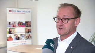 Der Vorstand des PARTITÄTISCHEN BW, Ulf Hartmann, im Interview mit SWR Aktuell