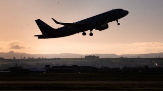 Start in den Weihnachtsurlaub am Flughafen Stuttgart