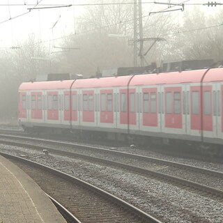 S-Bahn im Nebel