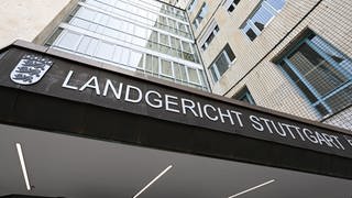 Außenansicht: Landgericht Stuttgart: Hier wird das Urteil im Fall einer 89-Jährigen erwartet, die tot in ihrer Wohnung gefunden wurde