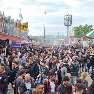 Mit 150.000 Besuchern war es am Sonntag auf dem Frühlingsfest Stuttgart sehr voll.