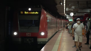 Sechs Wochen lang soll am Stuttgarter Hauptbahnhof (tief) keine S-Bahn halten können: Grund sind laut Bahn Sanierungsarbeiten an der Stammstrecke.