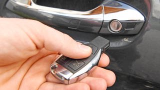 Das Keyless-Go-System eines Geländewagens (Archivbild)