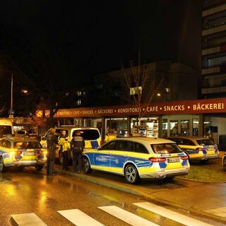 Polizeieinsatz in Stuttgart-Rot nach mutmaßlichem Tötungsdelikt