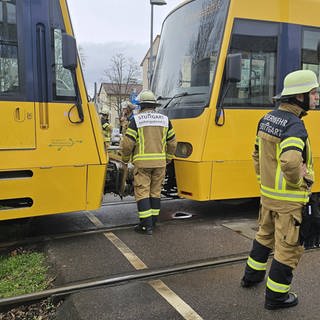 Stadtbahn erfasst 10-jähriges Kind in Stuttgart-Rot