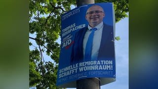 Dieses Wahlplakat des AfD-Politikers Thomas Rosspacher vor der Kommunalwahl in Stuttgart brachte ihm nun Anzeigen ein.