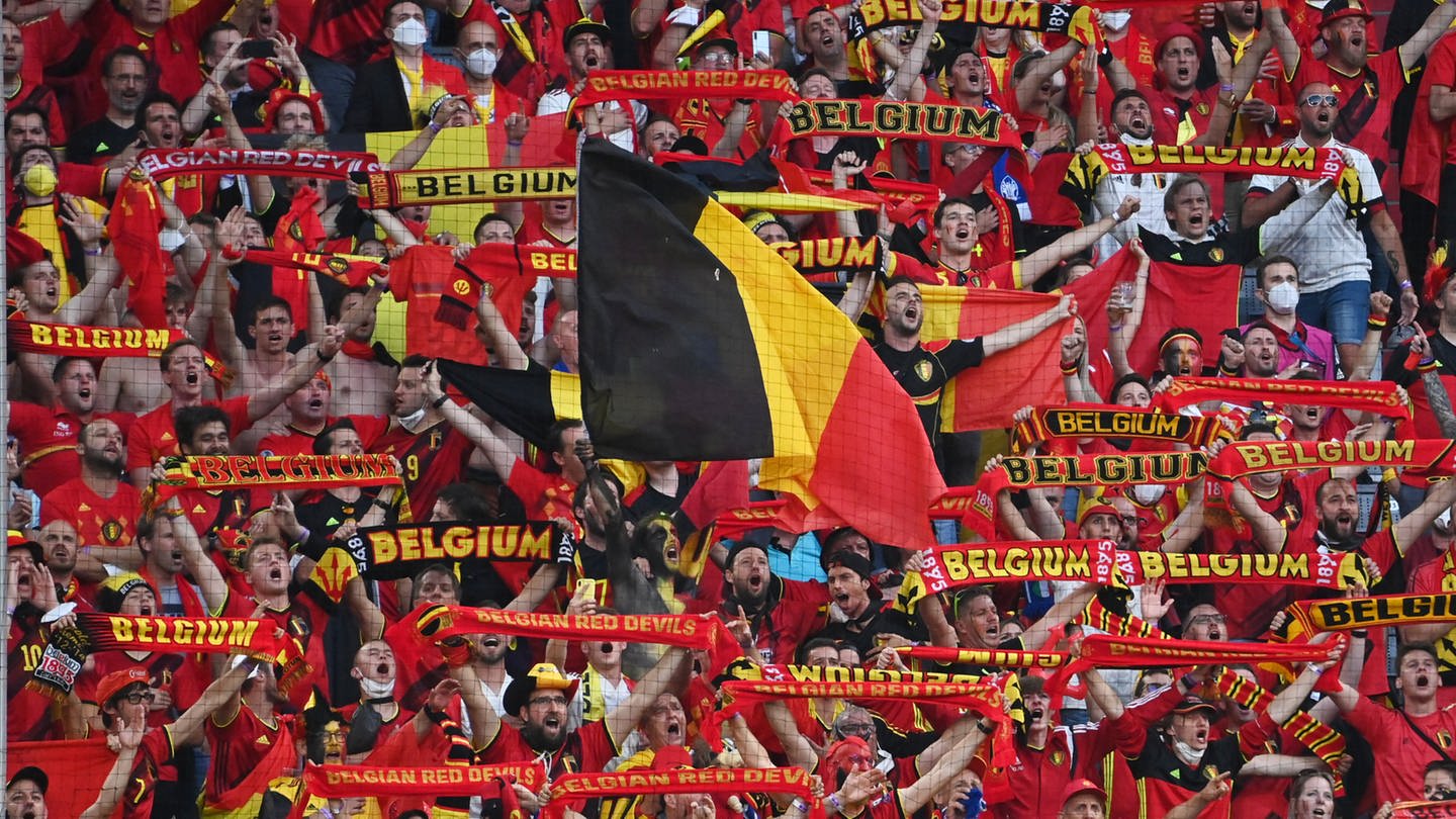 Die belgischen Fans kommen nach Stuttgart - und wollen mit rund 8.000 Leuten im Fan Walk zum Stadion ziehen.
