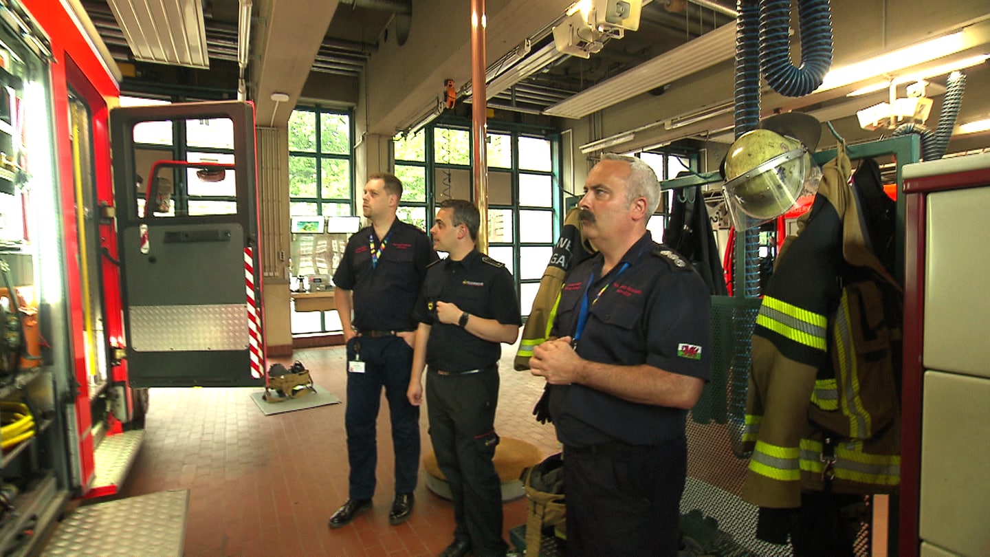 Feuerwehr-Leute aus Cardiff haben sich in Stuttgart bei ihren Kollegen angesehen, wie man sich auf eine EM vorbereitet.