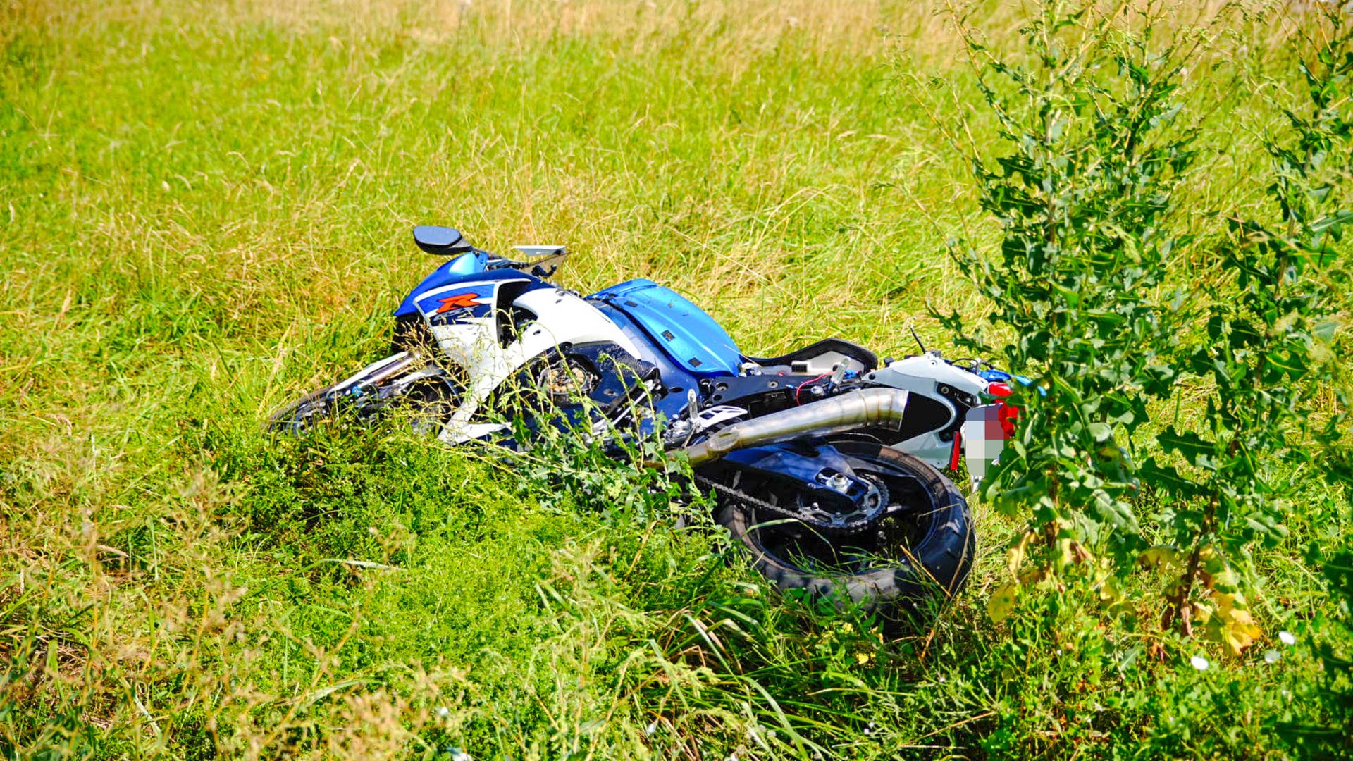Albershausen: 22-Jähriger stirbt bei Motorradunfall