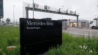 das Mercedes-Benz-Werk in Sindelfingen (Kreis Böblingen)