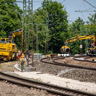 Bauarbeiten bei Stuttgart-Bad Cannstatt am neuen Digitalen Bahnknoten. 