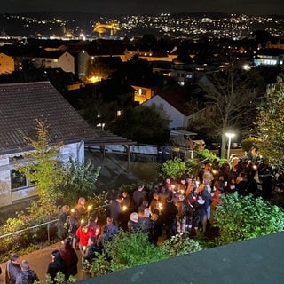 Trauermarsch mit Kerzen in Esslingen