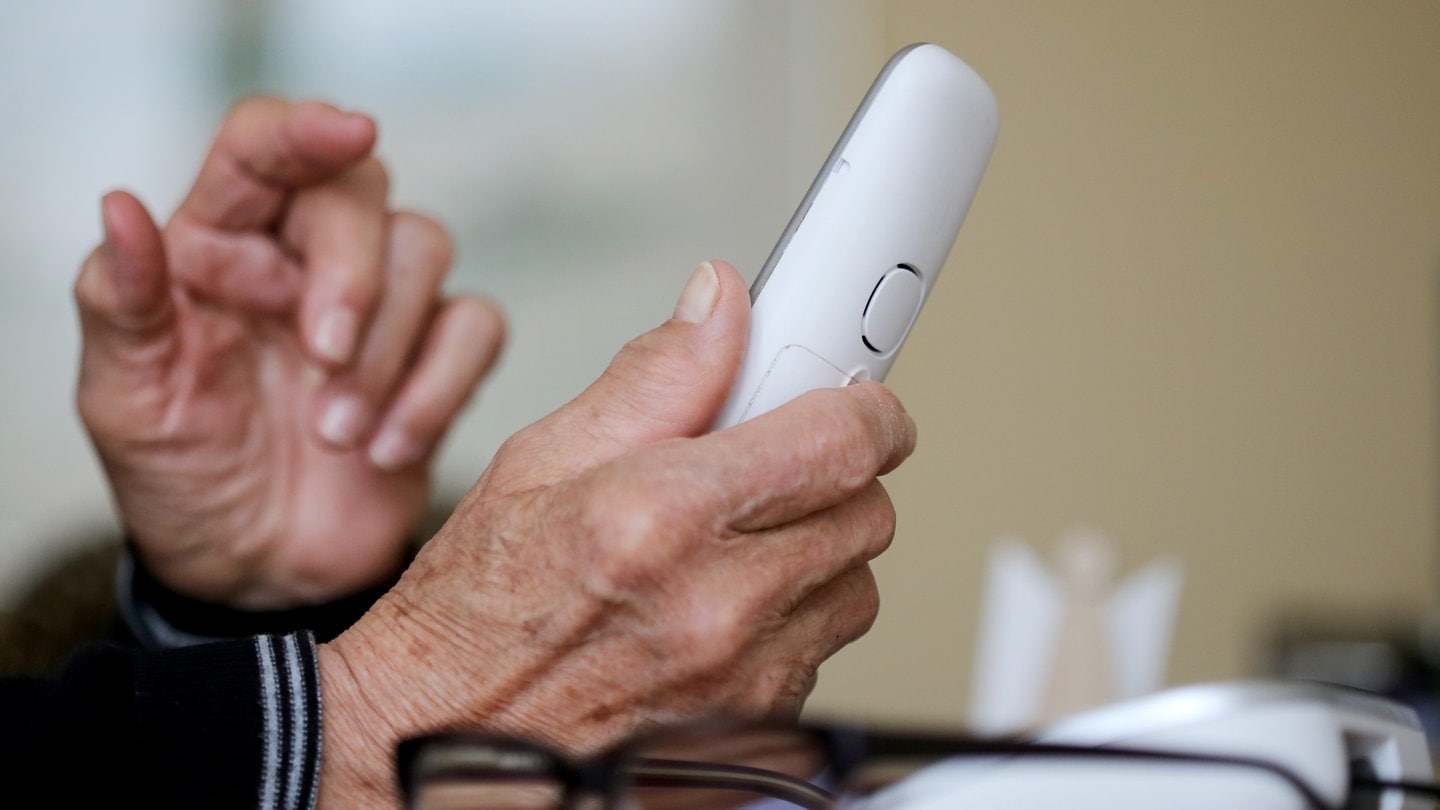 Betrüger sollen Senioren am Telefon betrogen haben