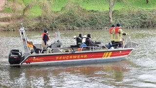 Feuerwehrwehrboot auf dem Neckar (Symbolbild)