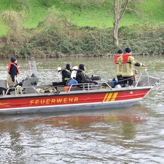 Feuerwehrwehrboot auf dem Neckar (Symbolbild)