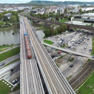 Die neue Bahnhofseinfahrt zum S21-Tiefbahnhof. Doch die finale Umsetzung zum ersten Digitalen Bahnknoten wackelt.