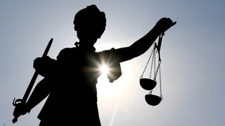 Eine Figur der Justitia. Sie ist die römische Göttin der Gerechtigkeit und des Rechtswesens. (Symbolbild) 