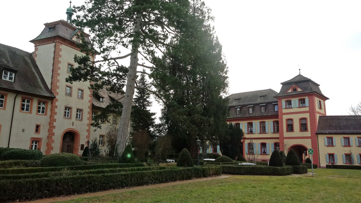 Schlossanlage und Park des Heitersheimer Schlosses