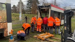 Zwei Straßenbahnen in Freiburg-Weingarten zusammengestoßen – mehrere Verletzte