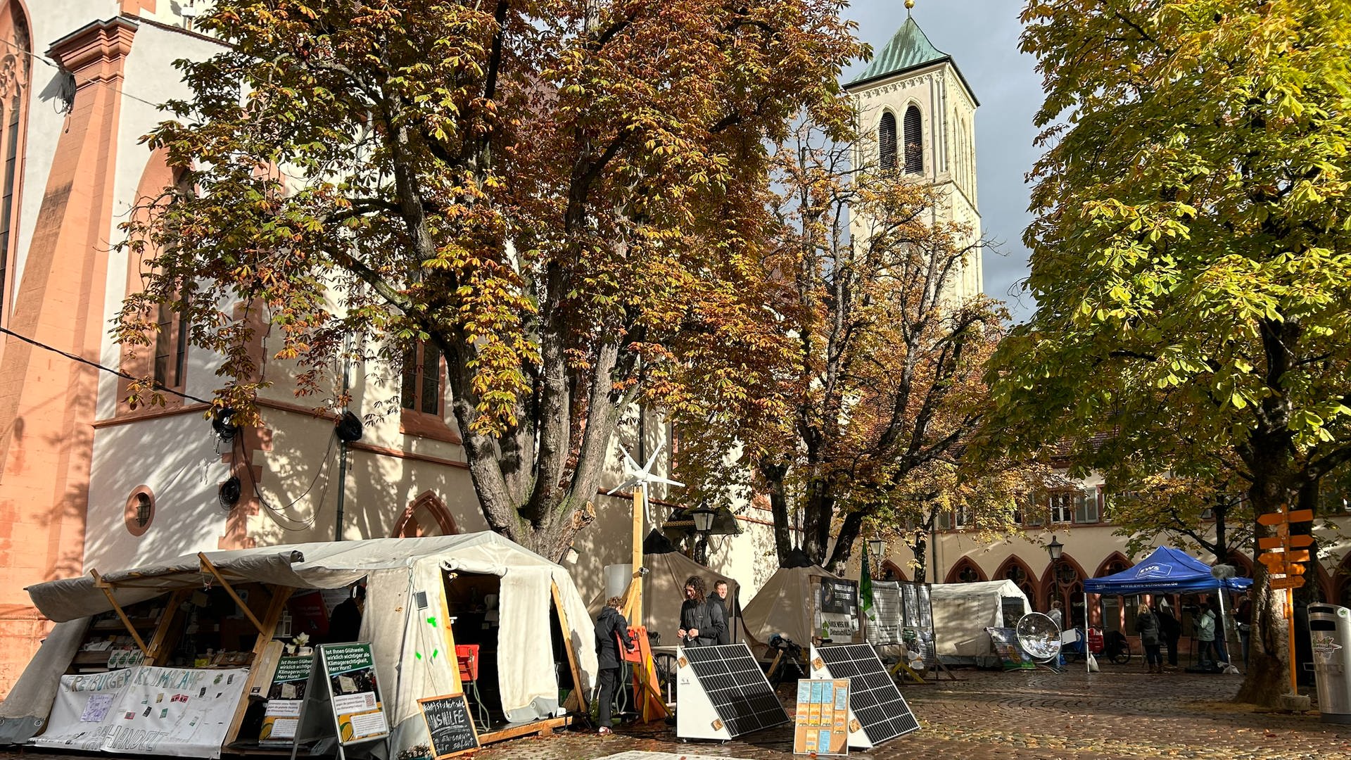 Verwaltungsgericht Freiburg: Klimacamp soll für Weihnachtsmarkt weichen