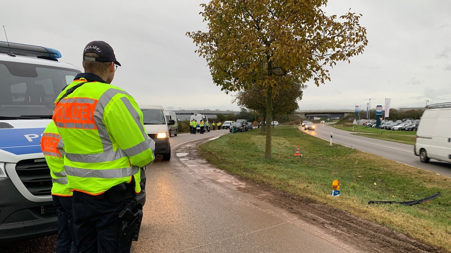 Large-scale Road Check near Emmendingen to Track Down Burglars and Thieves