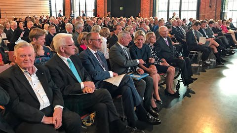 Politikprominenz aus Bund und Land beim Festakt zum 80. Geburtstag von Wolfgang Schäuble in der Offenburger Reithalle