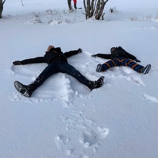 Erste Schneeengel am Feldberg