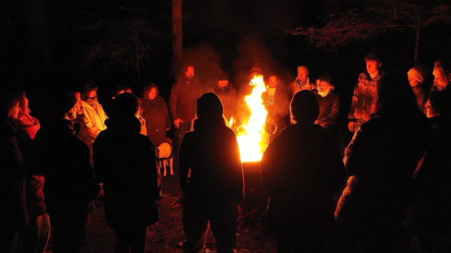 Schamanisches Rauhnachts-Ritual im Wald