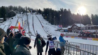 Tolle Bedingungen beim Skisprung-Weltcup der Damen in Hinterzarten