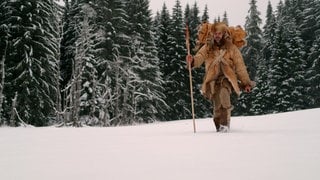 Markus Klek auf seiner Steinzeit-Tour durch den Schwarzwald