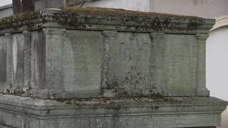 Das Nazi-Mausoleum in Chur in der Schweiz sorgt für Diskussionen.