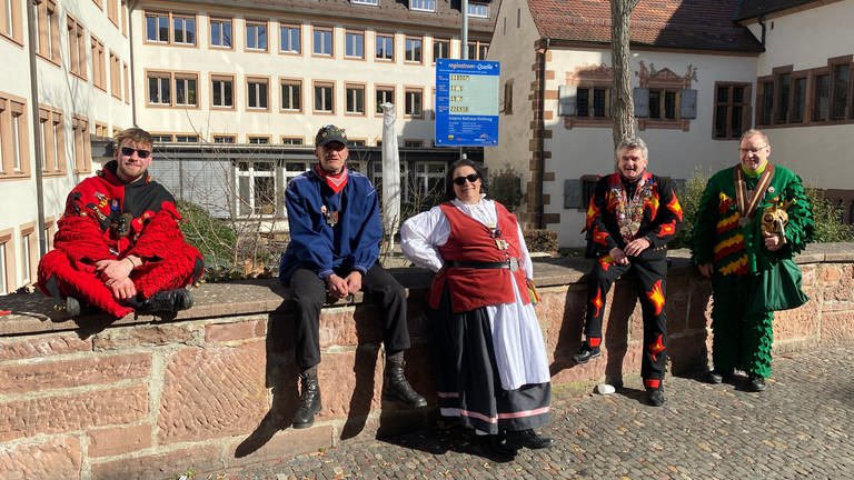 Vorfreude: die Narren in Freiburg waren auf den Umzug
