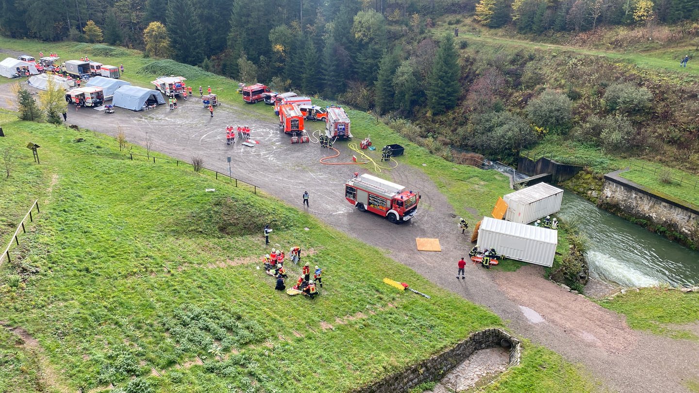 Die Katastrophenschutz fand an der Linachtalsperre in Vöhrenbach (Schwarzwald-Baar-Kreis) statt.