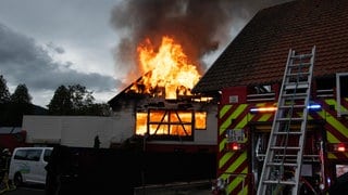 In einer Ferienunterkunft bei Colmar im Elsass ist am Mittwochmorgen ein Feuer ausgebrochen.