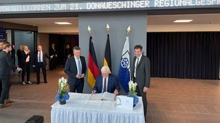 Bundespräsident Steinmeier war am Freitagabend bei dem "Donaueschinger Regionalgespräch".