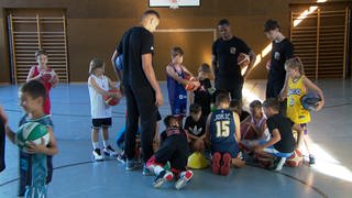 Basketballtraining mit Kindern